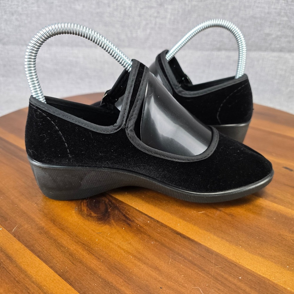 Shanghai Double Coin Black Velvet Mary Jane Martial Arts Wedge Shoes Size 220, 5 - Picture 15 of 16